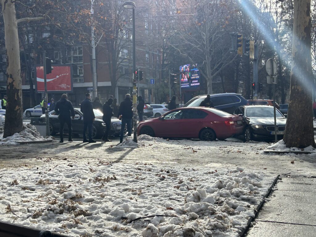 Mesto hapšenja i pucnjave u bulevaru kralja aleksandra Foto Jovan Mladenovic