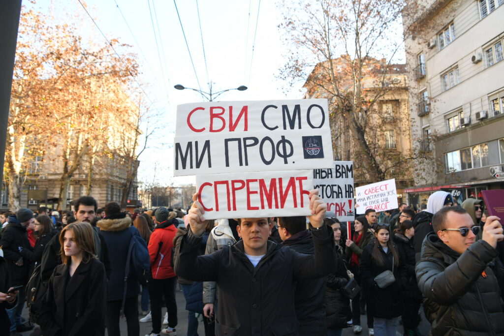 Beograd 22. decembar 2024. Studentska blokada na Bulevaru kralja Aleksandra, Elektrotehnički fakultet, Pravni fakultet, Masinski, Arhitektonski, studenti Foto:Amir Hamzagić/Nova.rs