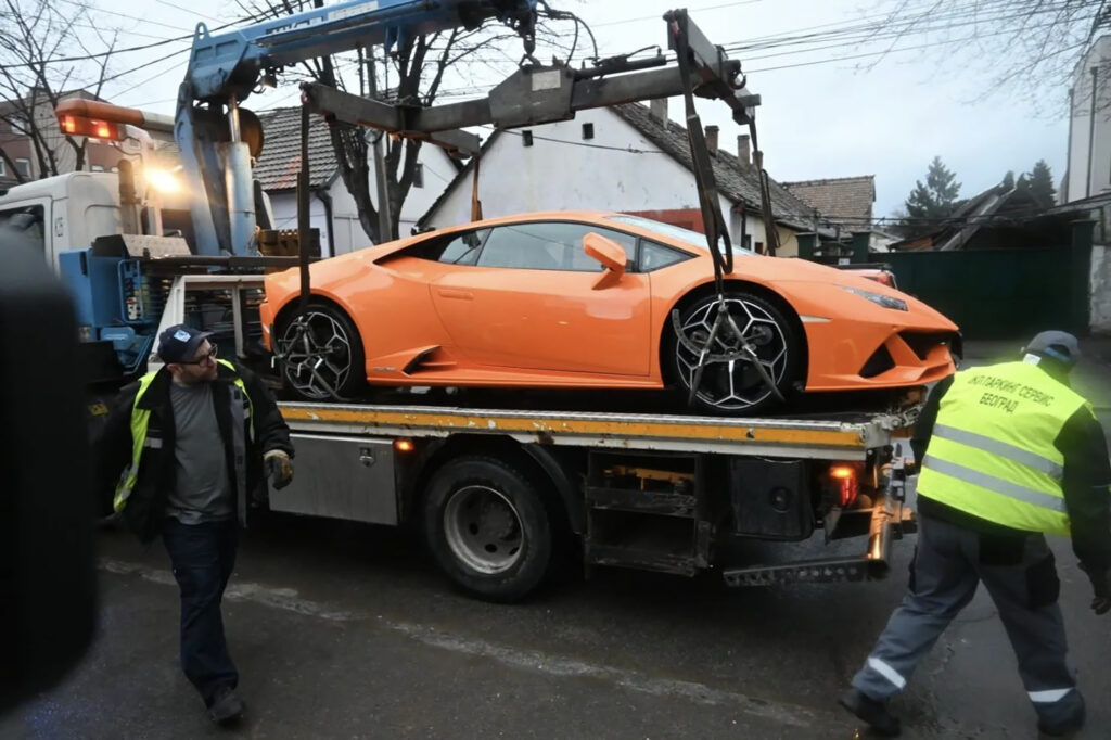 Uros Panić auto bahata bezobzirna i nasilna voznja
automobil "lamborgini"