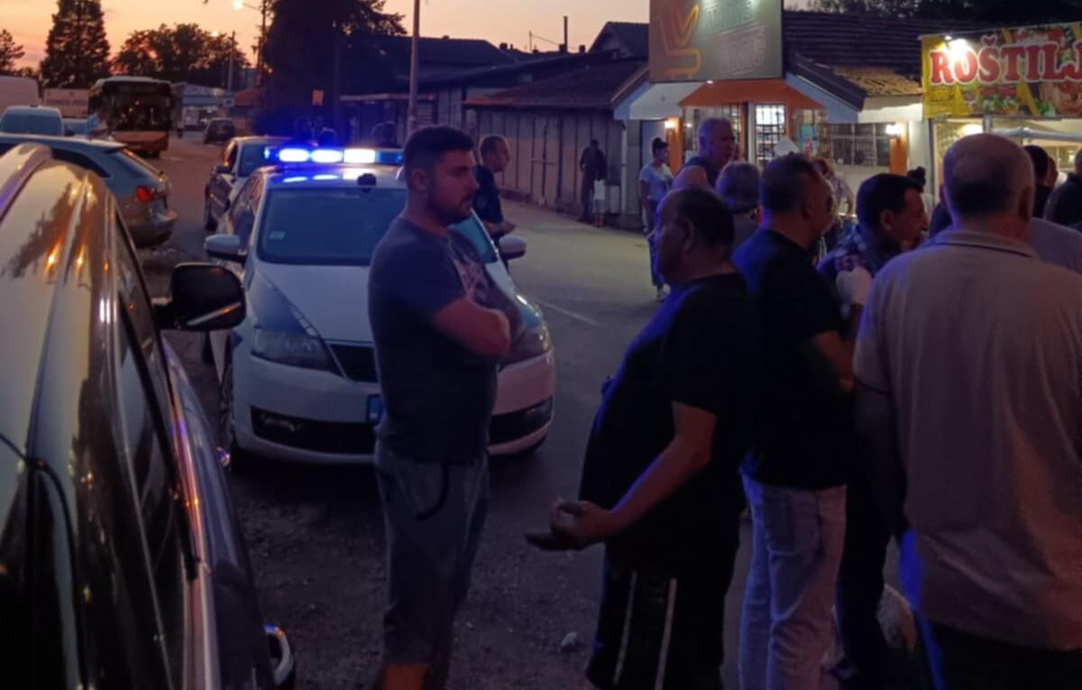 Protest u naselju Ripanj: Nekoliko porodica posle poplava nema gde da prenoći