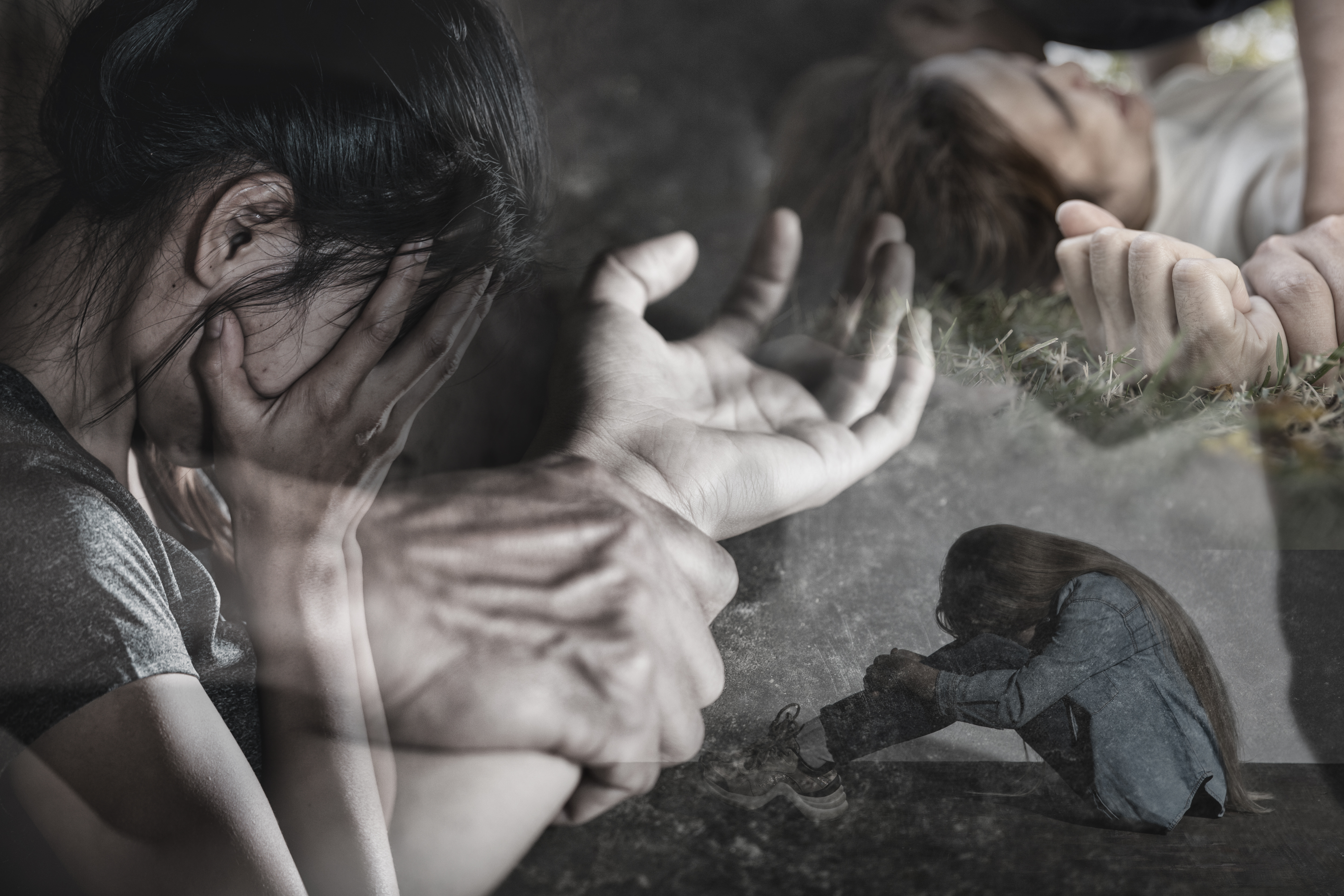 Close,Up,Man's,Hand,Holding,A,Woman,Hand,For,Rape