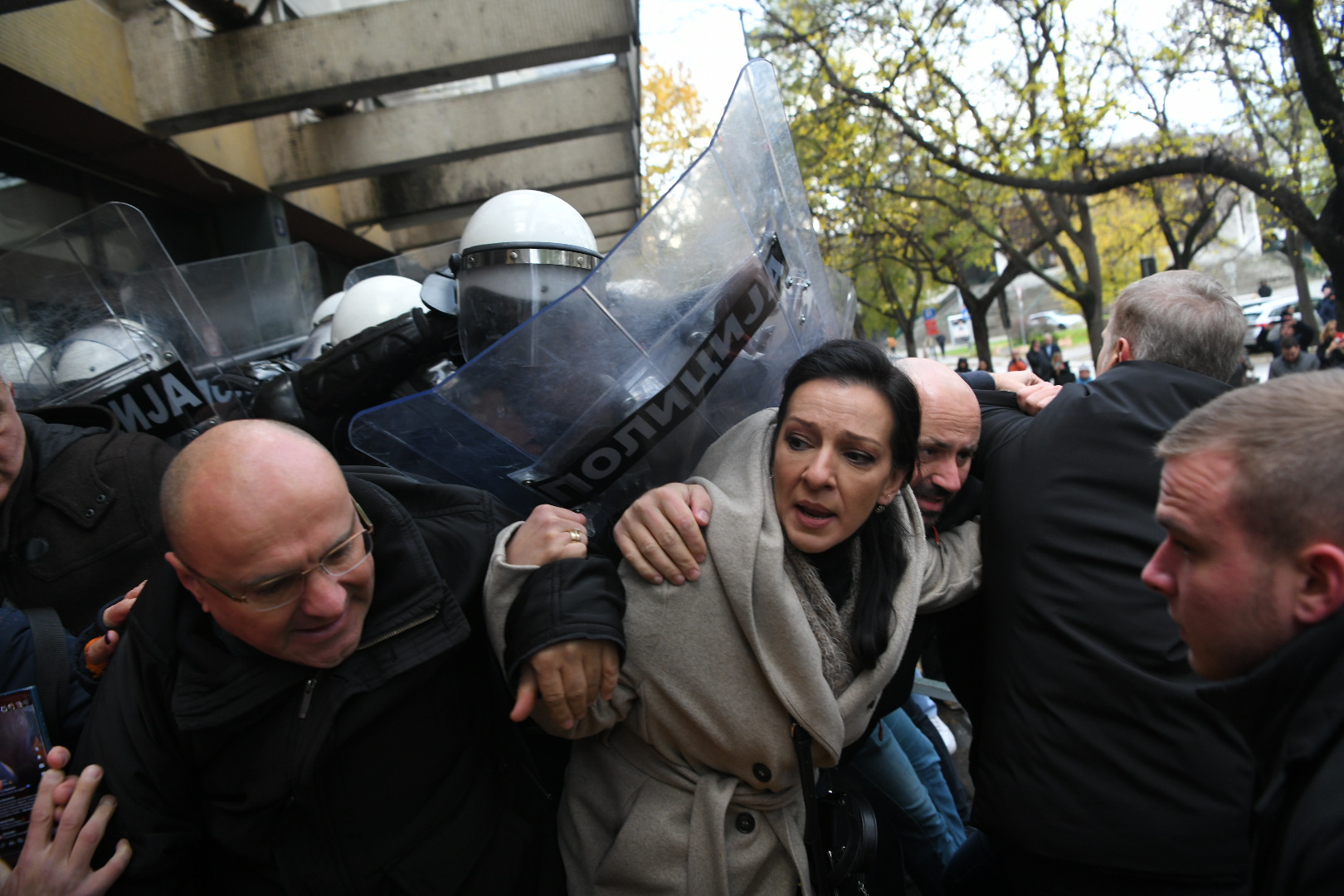 Marinika Tepić, Borislav Novaković Novi Sad 21.11.2024. Blokada suda III dan, treci dan, opozicija blokira ulaz u sud u novom sadu Foto: Amir Hamzagić/Nova.rs