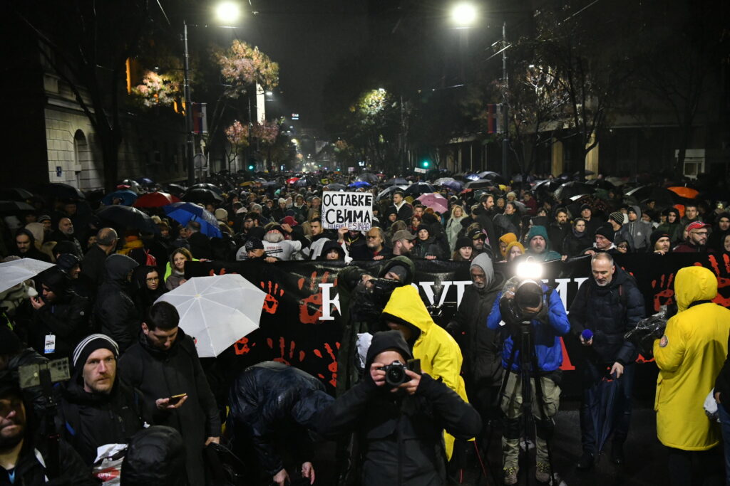 1731345237-Protest-opozicije-ispred-Vlade-Srbije-111124-Foto-Vladislav-Mitic-17-1024x683.jpeg