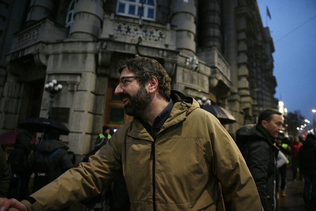 1731339317-Protest-opozicije-ispred-Vlade-Srbije-111124-Foto-Filip-Kraincanic-3-1024x683.jpeg