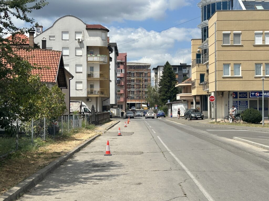 Loznica 03.08.2024. Kontramiting u Loznici, Oluja, obeležavanje godišnjice Oluje, godišnjica progona Srba iz Hrvatske,  stadion Lagator, SNS, Srpska napredna stranka Foto: Jovan Mladenović/Nova.rs