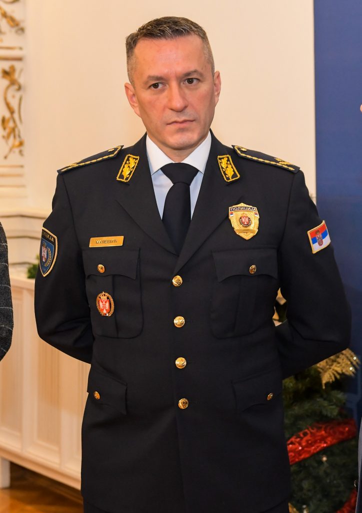 uhapšeni nacelnik NS policije
