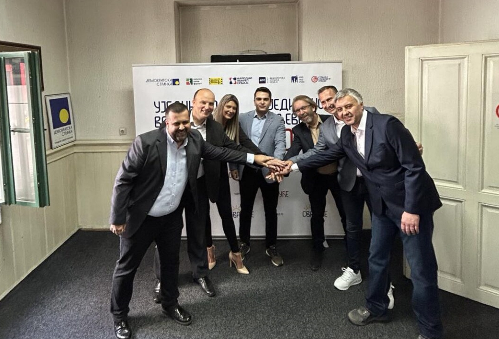 1713970421-IMG-fa80b05706520765906ab45d2a432990-V-1152x1536