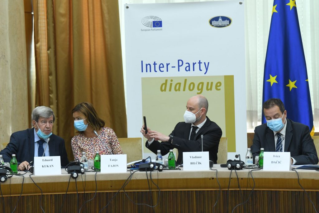 Beograd 17.09.2021. Medjustranacki dijalog vlasti i opozicije uz posredovanje stranaca, vlast, opozicija, Foto: Goran Srdanov/Nova.rs