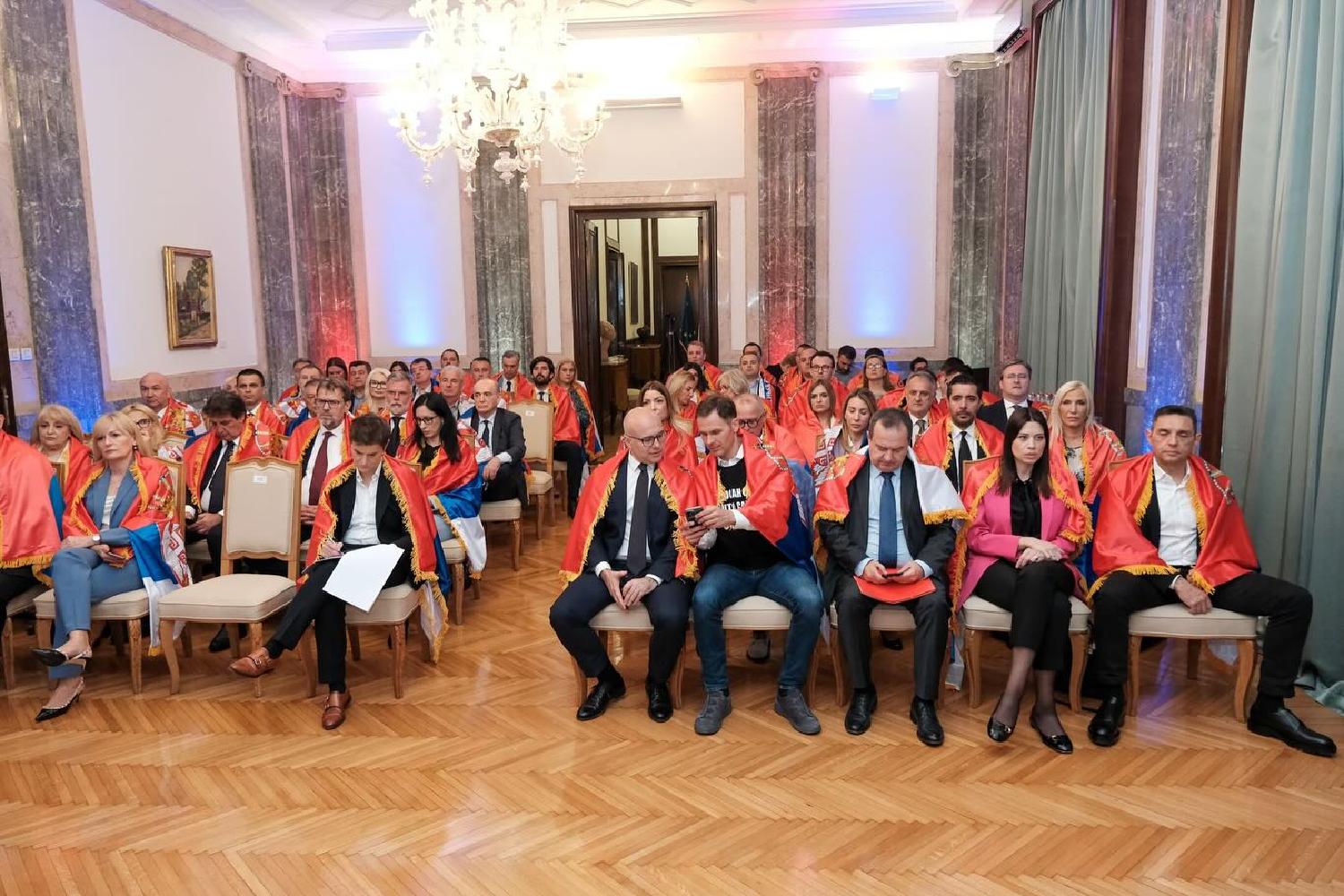 441952028_18351267430096144_5124793680463777547_n_b