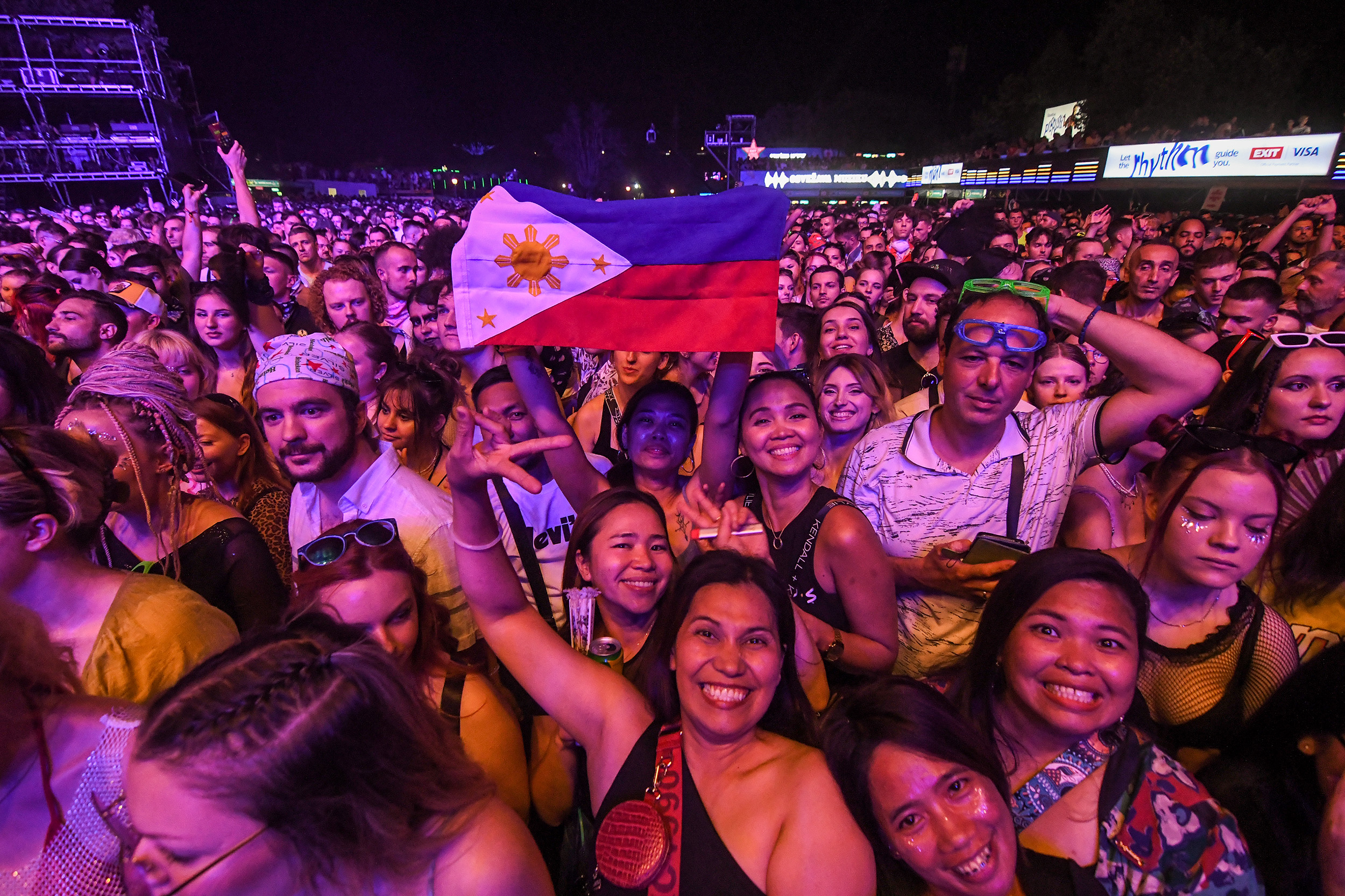 NOVI SAD_EXIT FESTIVAL BLACK EYED PEAS NENAD MIHAJLOVIC_424