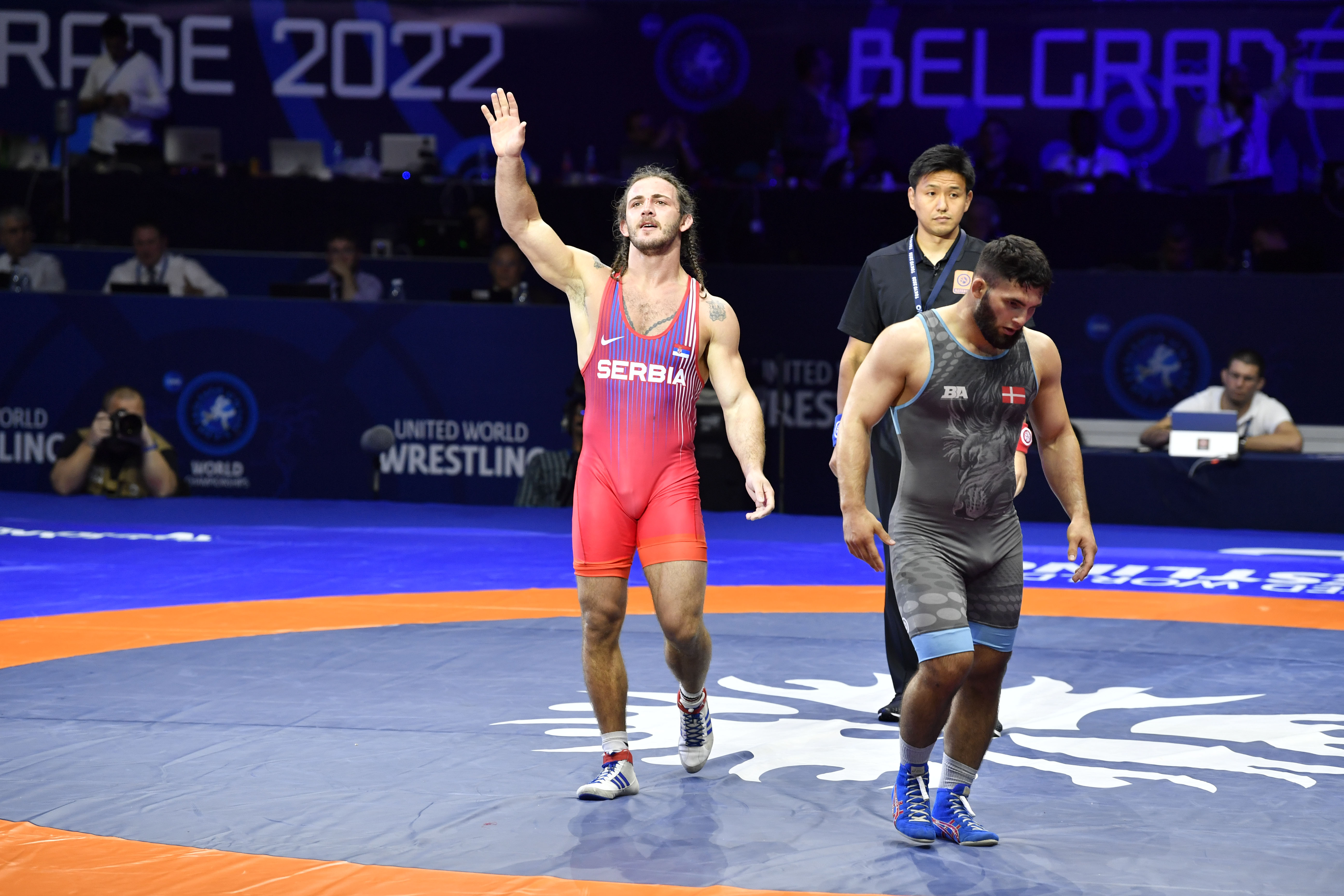 (SP)SERBIA-BELGRADE-WRESTLING-WORLD-CHAMPIONSHIPS-Serbia's Zurab Datunashvili (R) and Denmark's Turpan Ali Alvievich Bisultanov[2022-09-11] 017