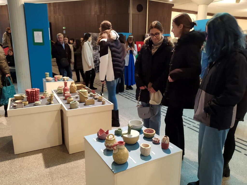 Boje Afrike
MAU (Muzej afričke umetnosti)