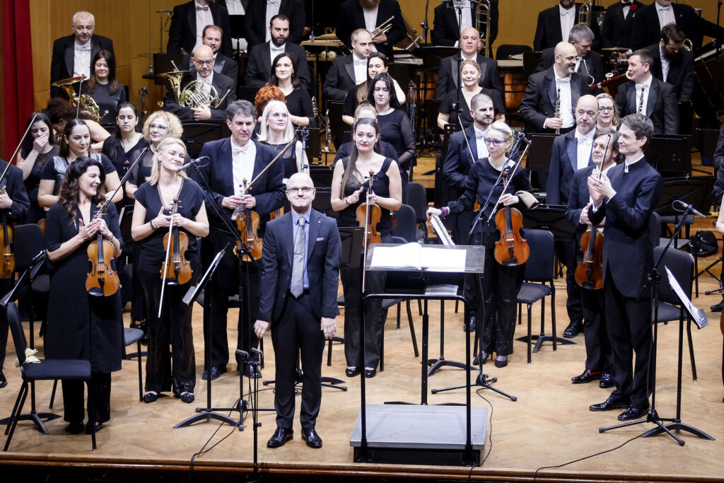 1708079504-2-Kompozitor-Ivan-Brkljacic-na-koncertu-Beogradske-filharmonije-9.-februara-2024-foto-Marko-DJokovic-1024x683.jpg