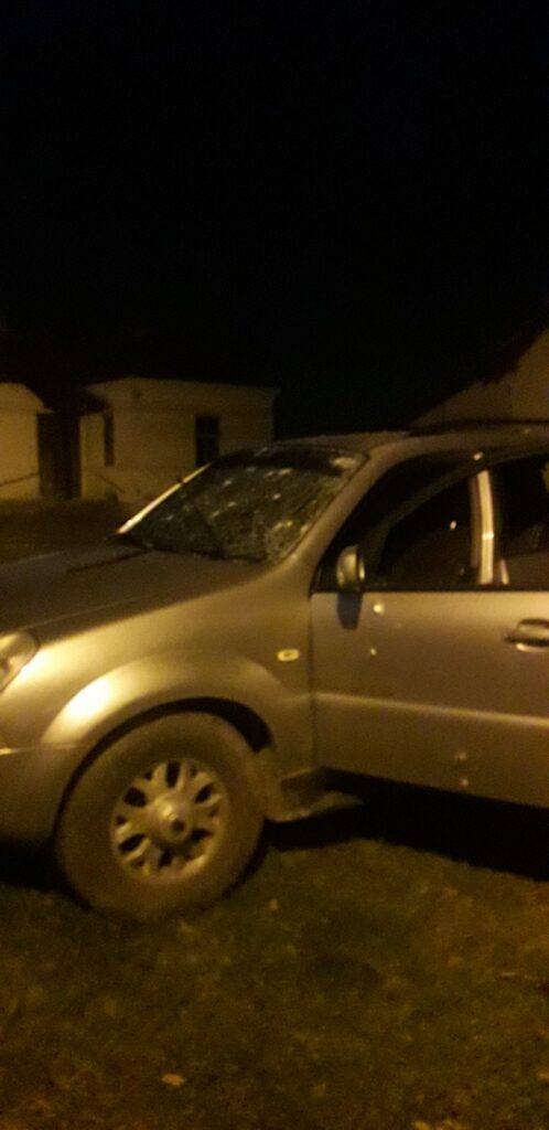 Selo Ježevica, Čačak, bačena bomba na automobil porodice Veličić Foto: Privatna arhiva