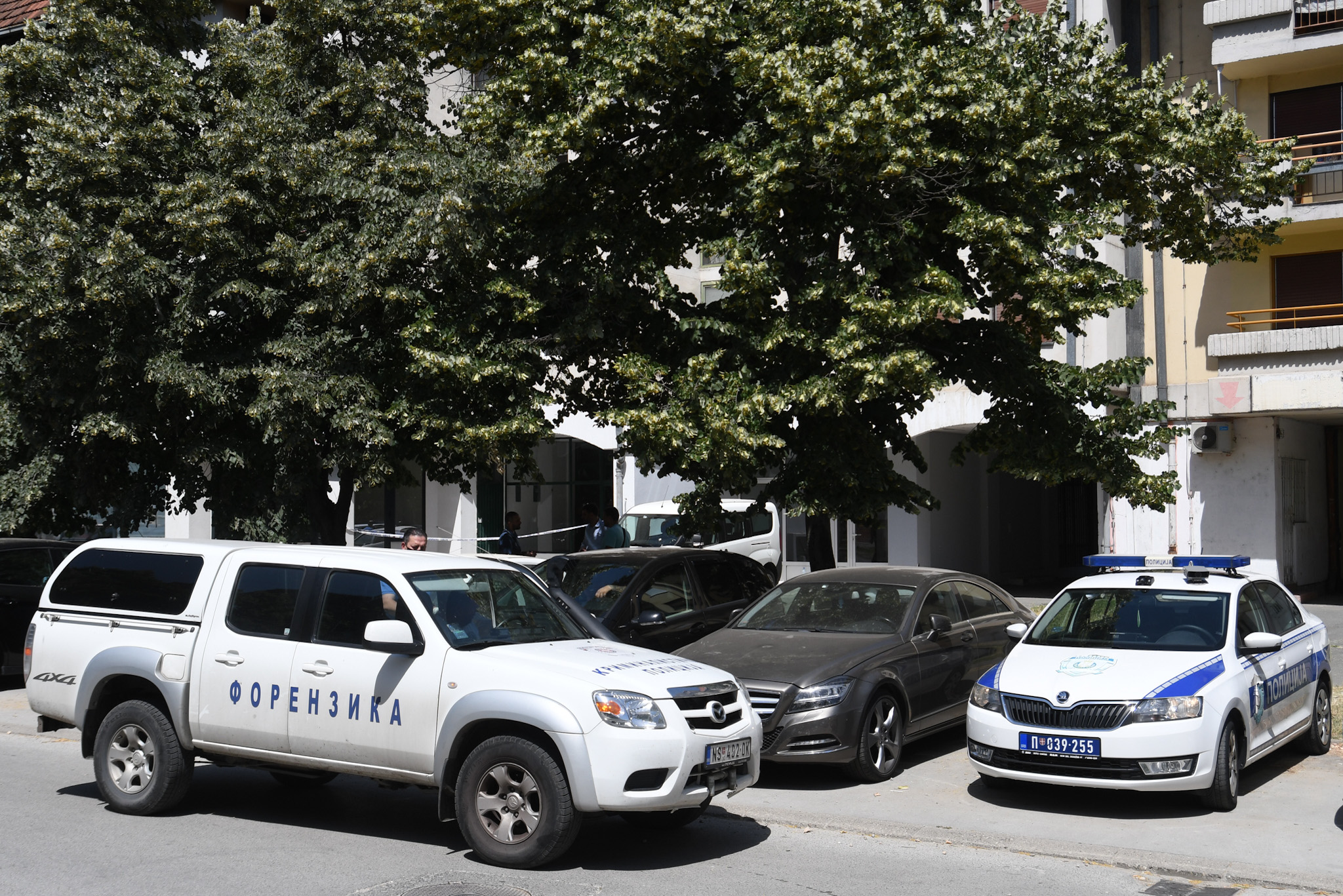 Novi Sad_ pucnjava uvidjaj policije ulica Djordja Niksica Johana_foto Nenad Mihajlovic-36