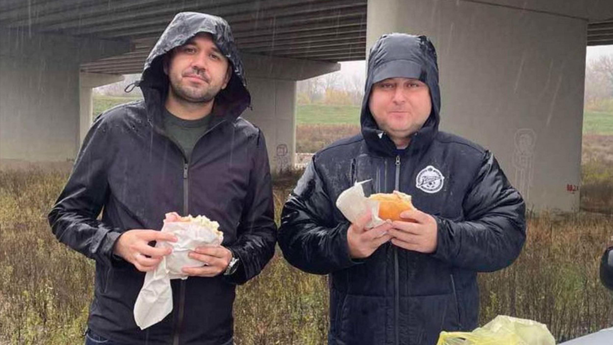 Parizer majonez i četvrt hleba su ovu zemlju izgradili.
Miroslav Čučković