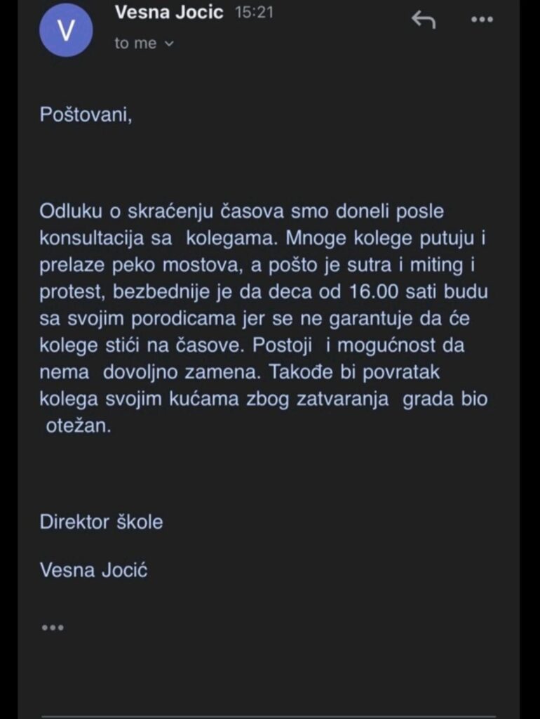 Škola, mejl, skraćeni časovi Foto: Nova.rs