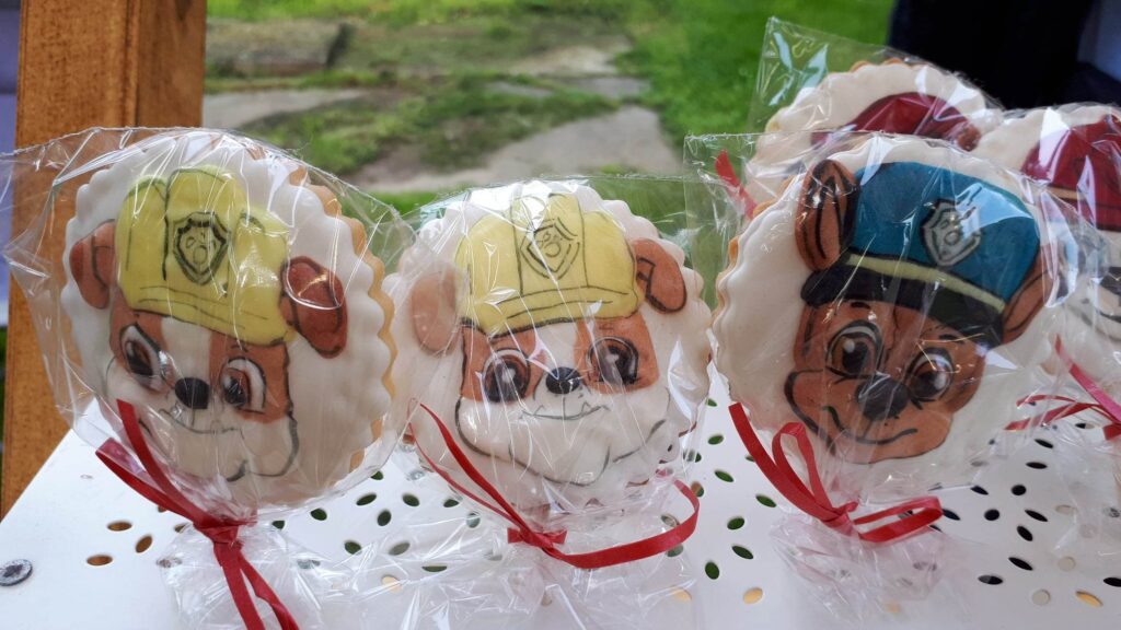 Nišlijka koja pravi medenjake, valjda se zove Dušana Đorđević