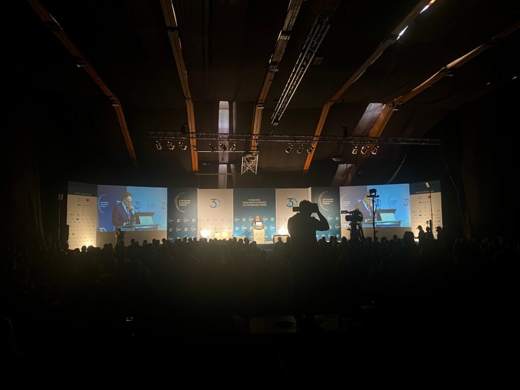 Fwd: Informacija za medije_Kopaonik Biznis Forum i ove godine uspešno realizovan u hotelu Grand Kopaonik