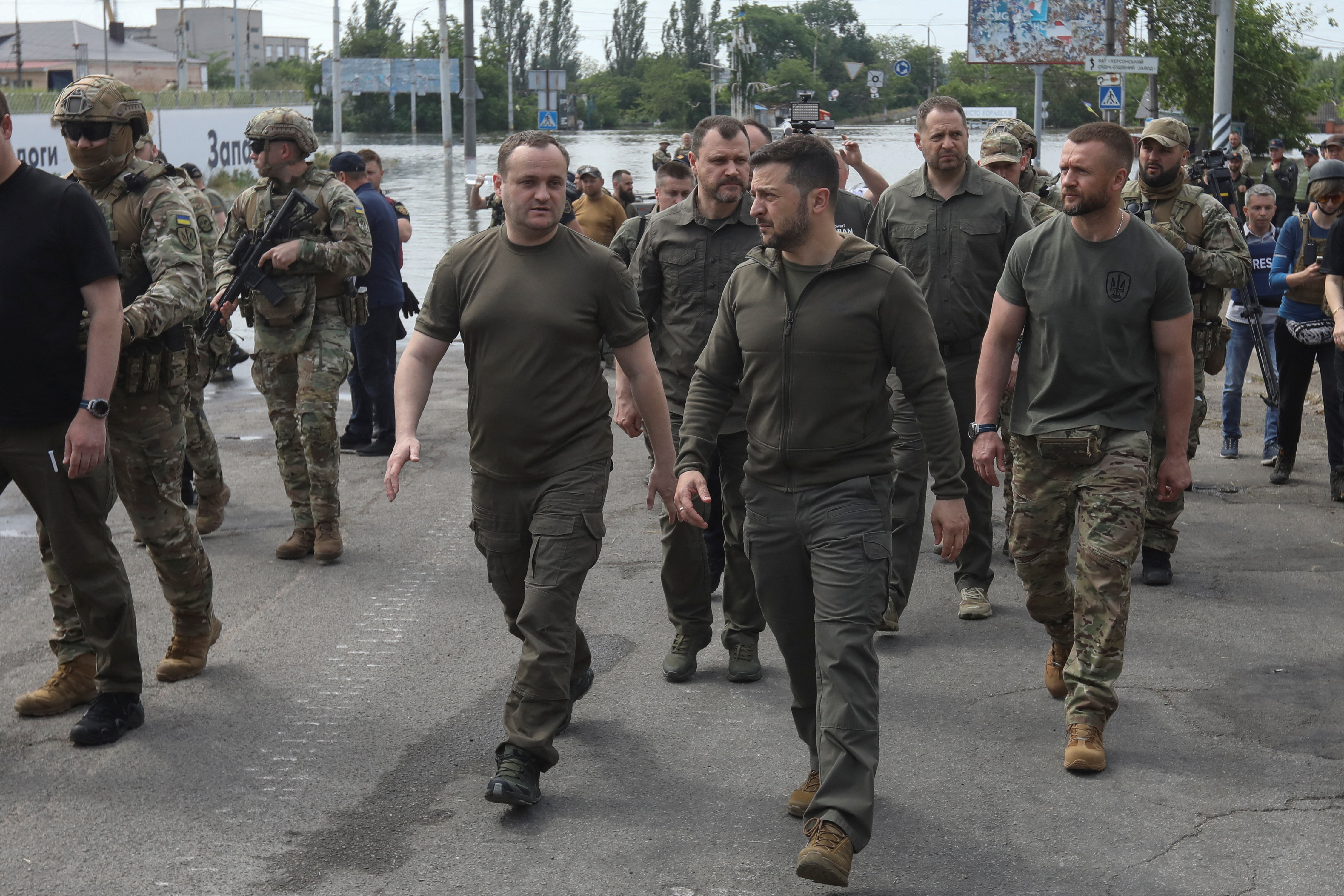 Ukraine's President Volodymyr Zelenskiy visits flooded area after the Nova Kakhovka dam breached, amid Russia's attack on Ukraine, in Kherson, Ukraine June 8, 2023. REUTERS/Stringer