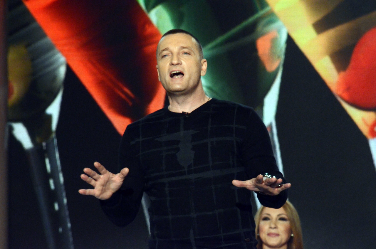 grand_cocktail_emissions___26842__photo_E-Stock_milos_rafailovic