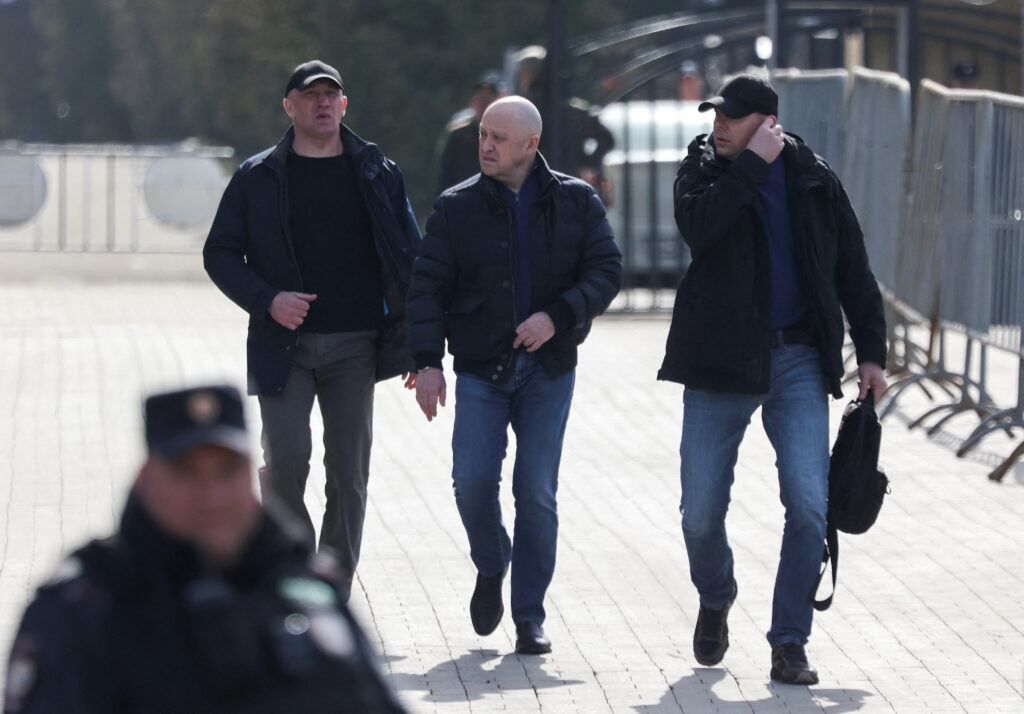 1680946261-2023-04-08T090923Z_1126993229_RC27A0APW466_RTRMADP_3_RUSSIA-BLAST-BLOGGER-FUNERAL-PRIGOZHIN-1024x714.jpg