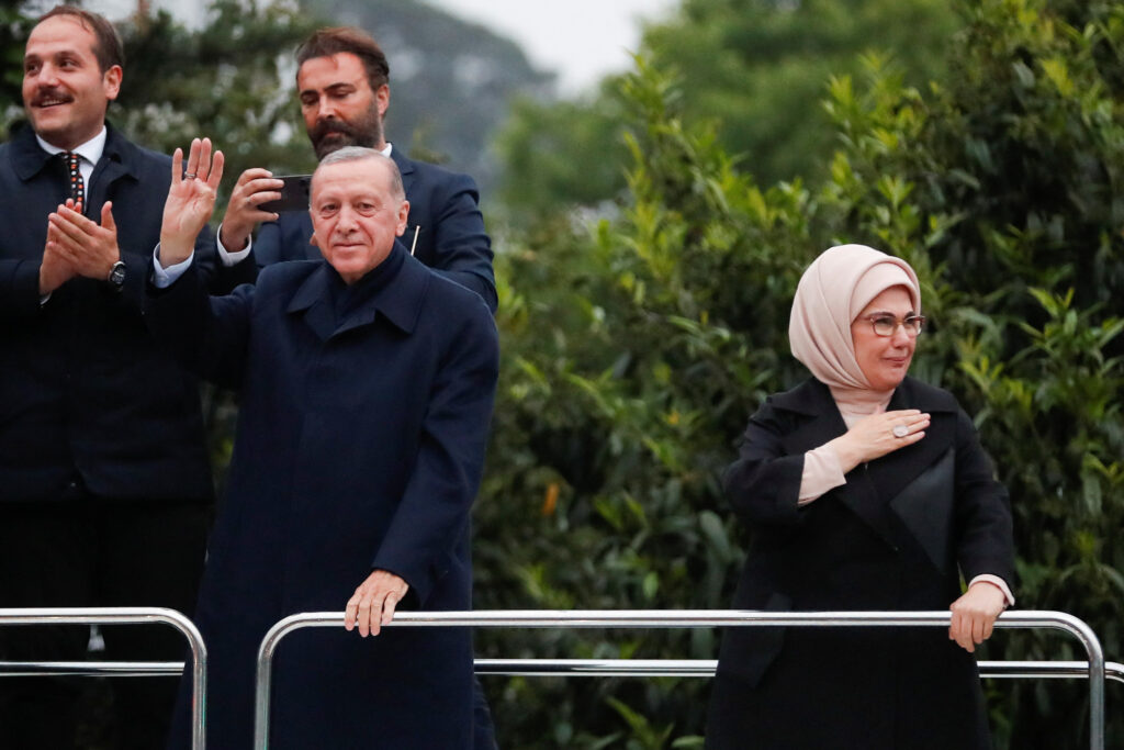 Turkish President Tayyip Erdogan gestures as he addresses his supporters following early exit poll results for the second round of the presidential election in Istanbul, Turkey May 28, 2023. REUTERS/Murad Sezer