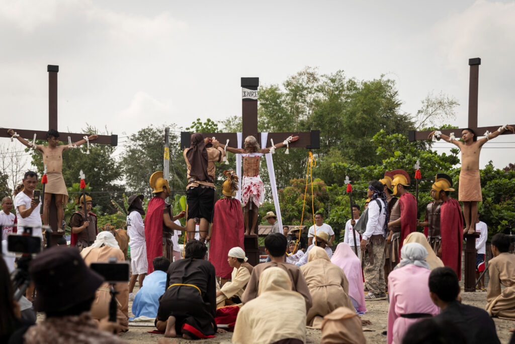 Filipino Catholic devotees perform a re-enactment of the crucifixion of Jesus Christ on Good Friday, in San Fernando, Pampanga, Philippines, April 7, 2023. REUTERS/Eloisa Lopez
