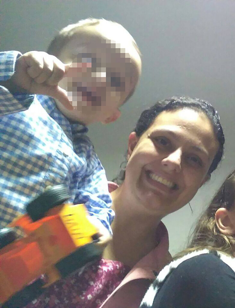 Mum dies and son, 7, severely injured after horror toboggan crash at theme park
Luciana Morgado Cerri Teixeira, Ski Mountain Park 
Luciana Cerri preuzeto sa https://www.facebook.com/luciana.cerri