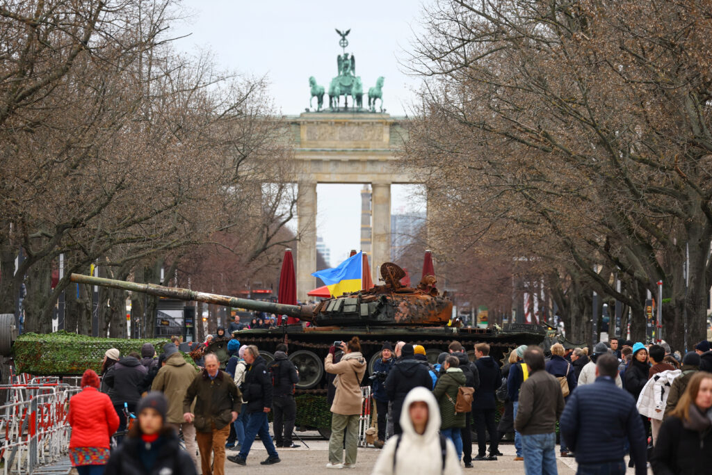 1677234728-2023-02-24T093538Z_426675063_RC2LHZ9DS3IB_RTRMADP_3_UKRAINE-CRISIS-ANNIVERSARY-GERMANY-TANK-1024x683.jpg