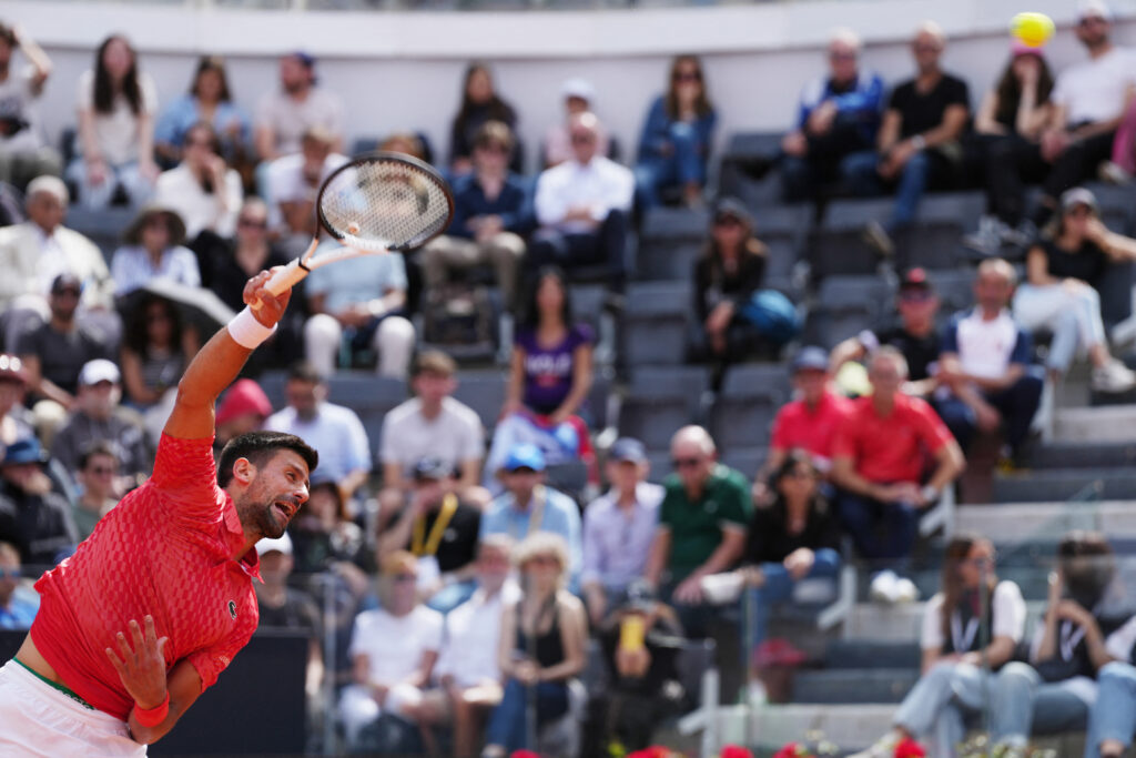 Tennis - Italian Open - Foro Italico, Rome, Italy - May 14, 2023 Serbia's Novak Djokovic in action during his round of 32 match against Bulgaria's Grigor Dimitrov REUTERS/Aleksandra Szmigiel