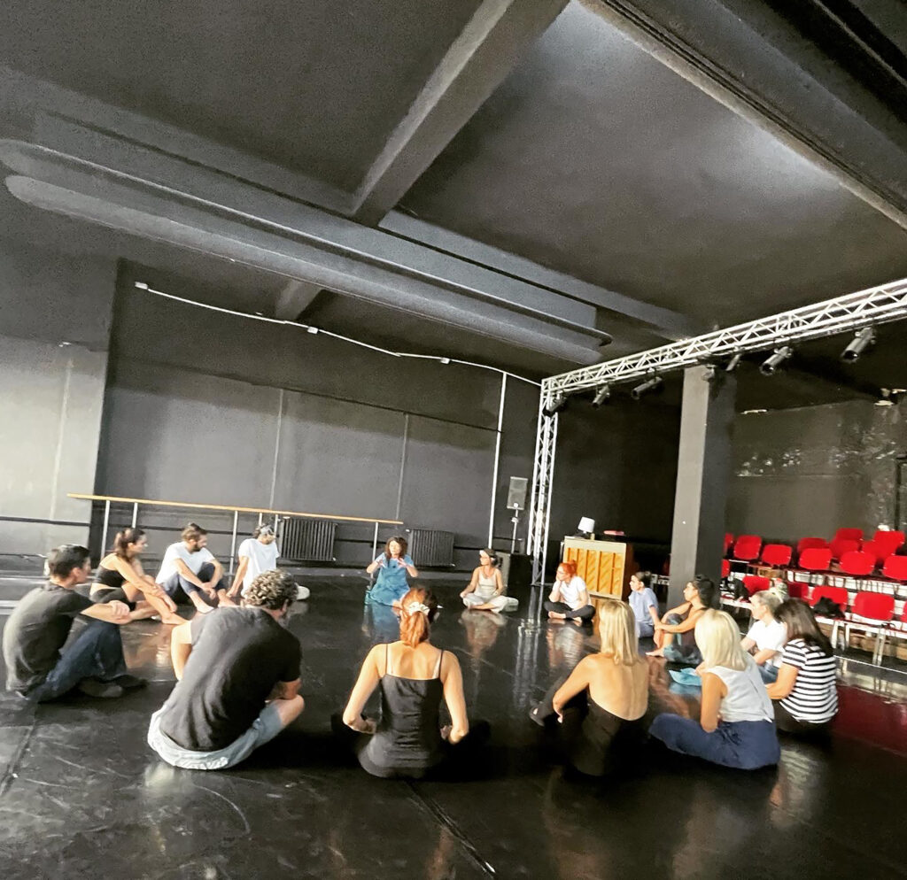 Predstava  „Trojanke – replika”
DAH teatar