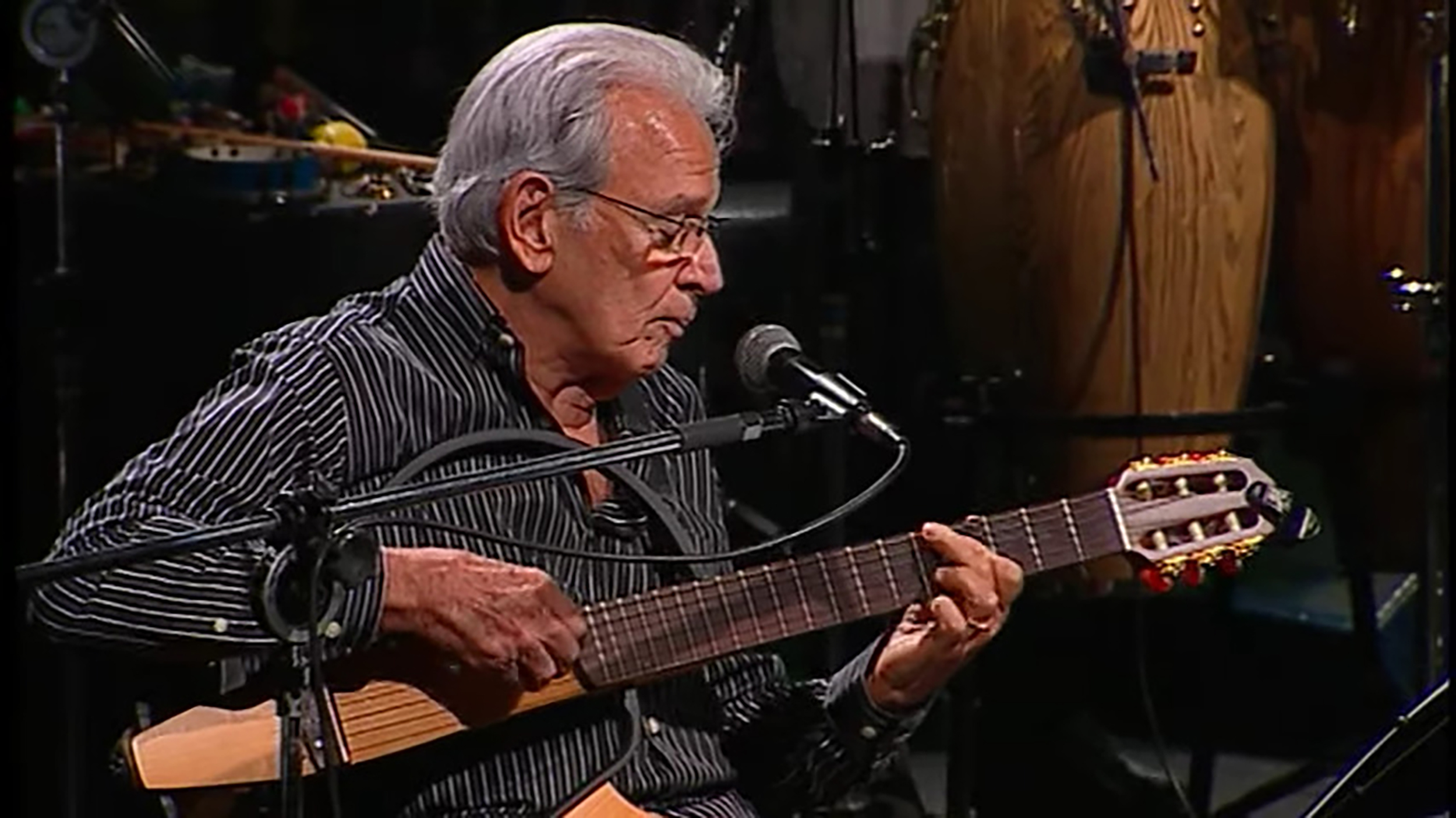 Carlos Lyra Influência do Jazz (Carlos Lyra) Instrumental SESC Brasil - YouTube - 0-44 copy