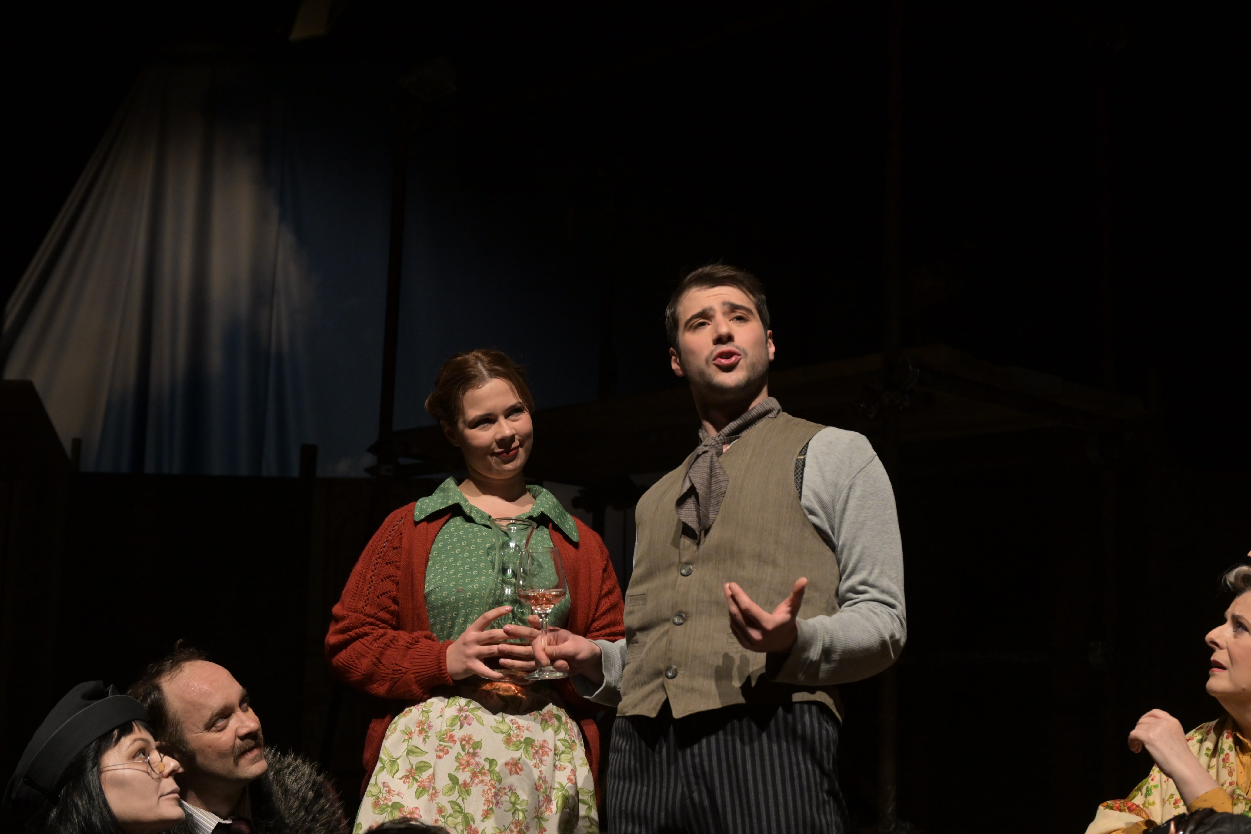 Predstava "Revizor", Pozorište mladih