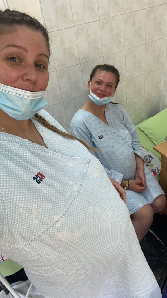 Sestre Tijana Simic i Kristina Markovic
Tijana je bila podrska Kristini na porodjaju u Visegradskoj