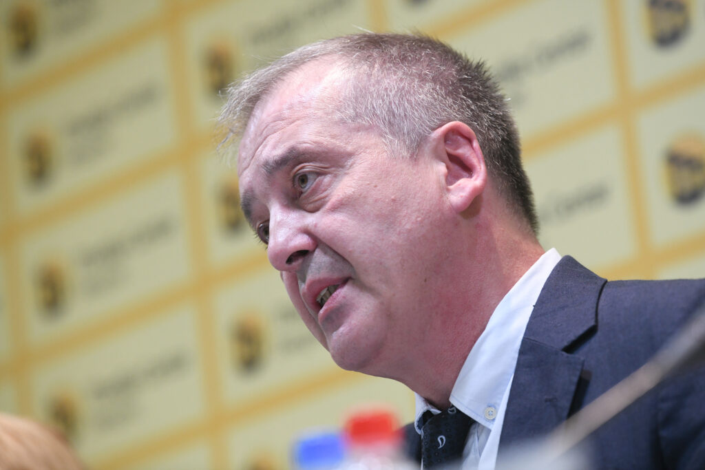 dr Goran Radunović Institut za reumatologiju
