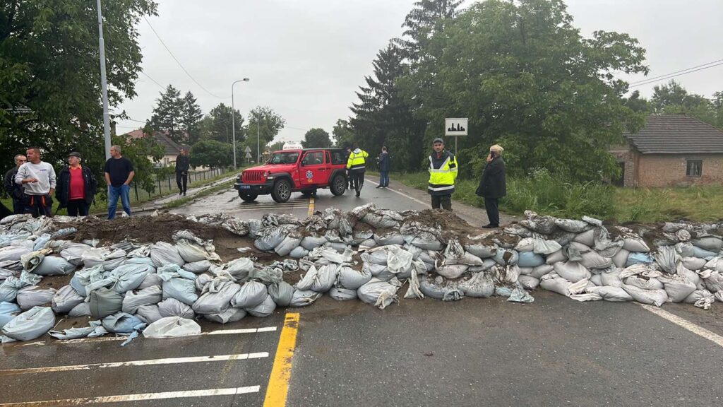 Čačak 16.06 Poplava, Kiša napravila haos u Čačku i okolnim selima Foto: Ljubica Sokić/Nova.rs