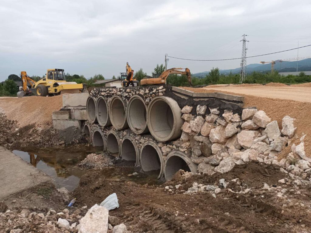 Gradnja privremenog prelaza Kraljevo