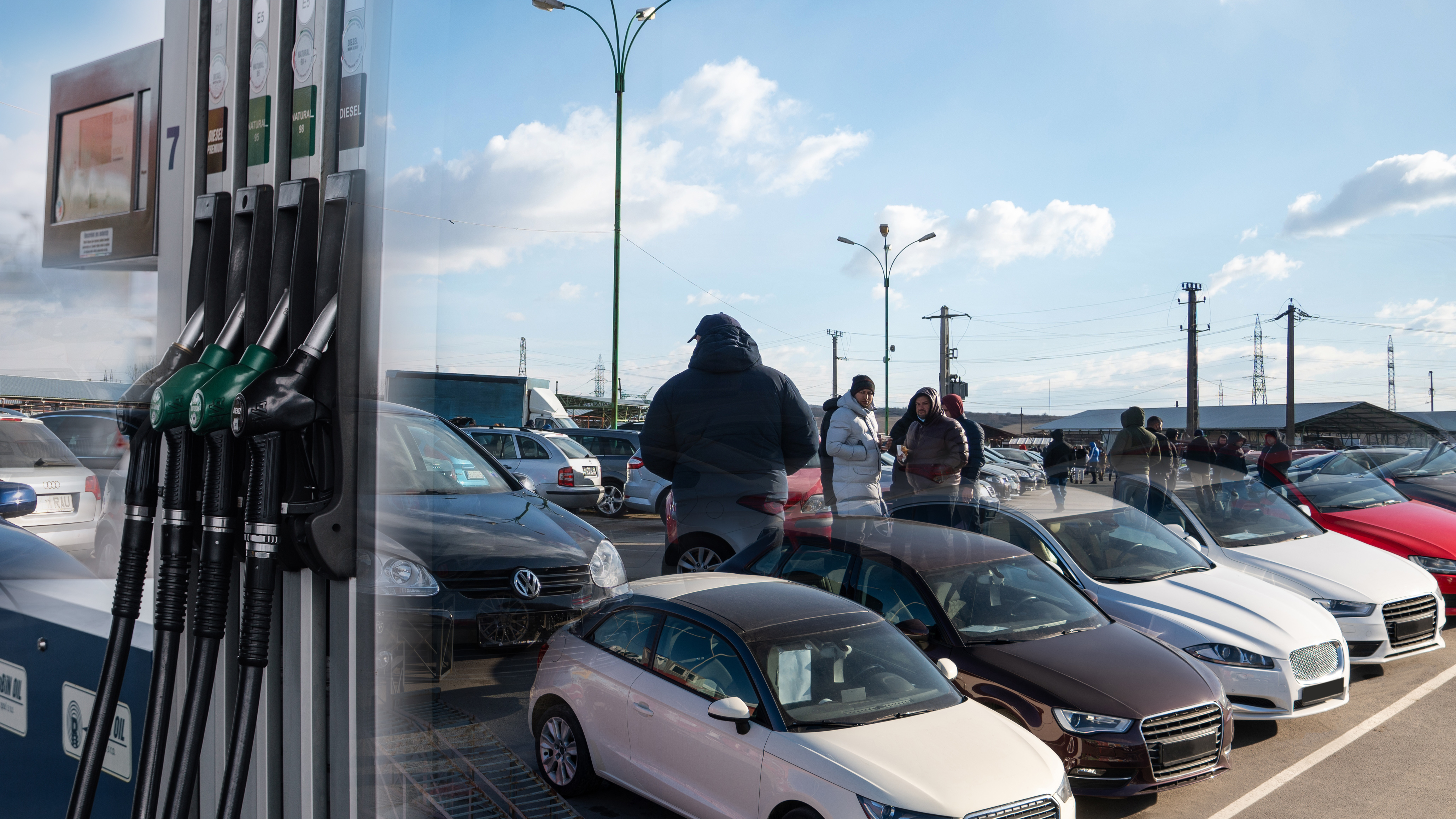 Polovni automobili, kombo
Pogledajte spisak polovnjaka koji se najviše traže u Srbiji: Marke, godišta, vrste goriva"