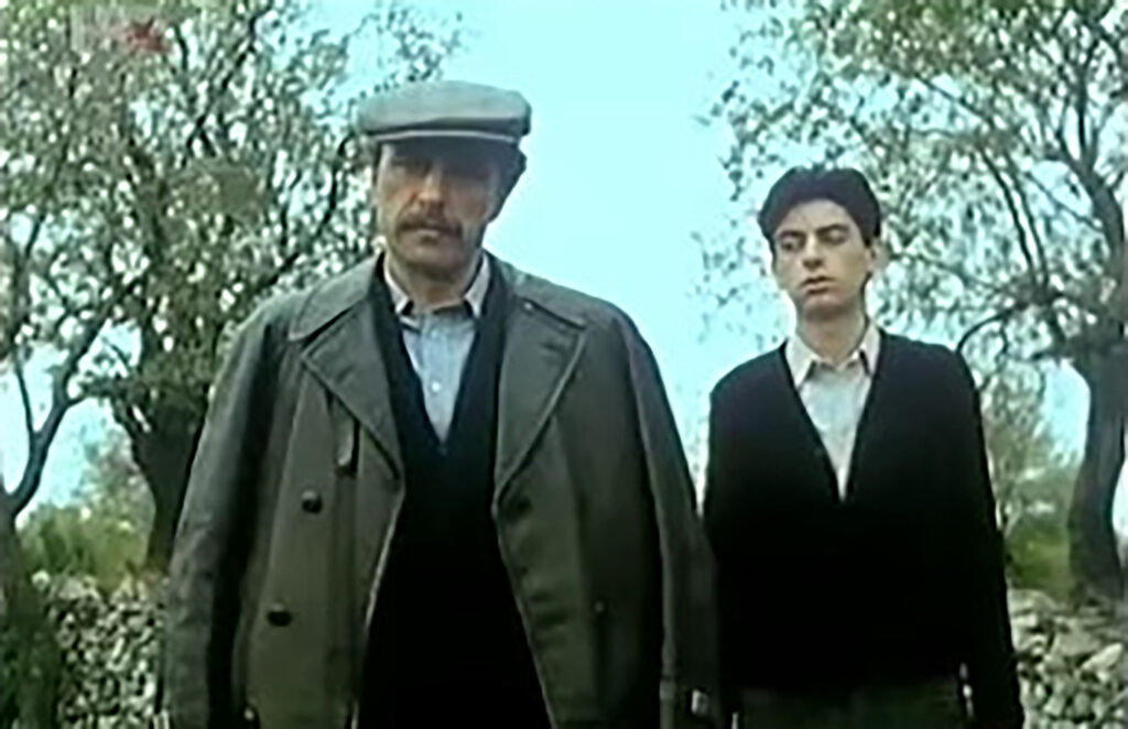 1669728079-Hrvatski-guslar-hrvatske-gusle-Zivot-sa-stricem-1-YouTube-0-31-copy-1024x662.jpg