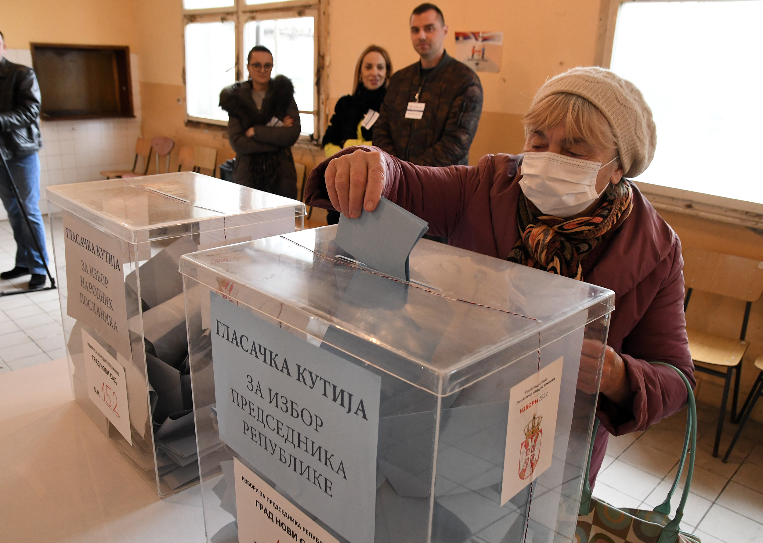 Novi Sad034 izbori glasanje foto Nenad Mihajlovic