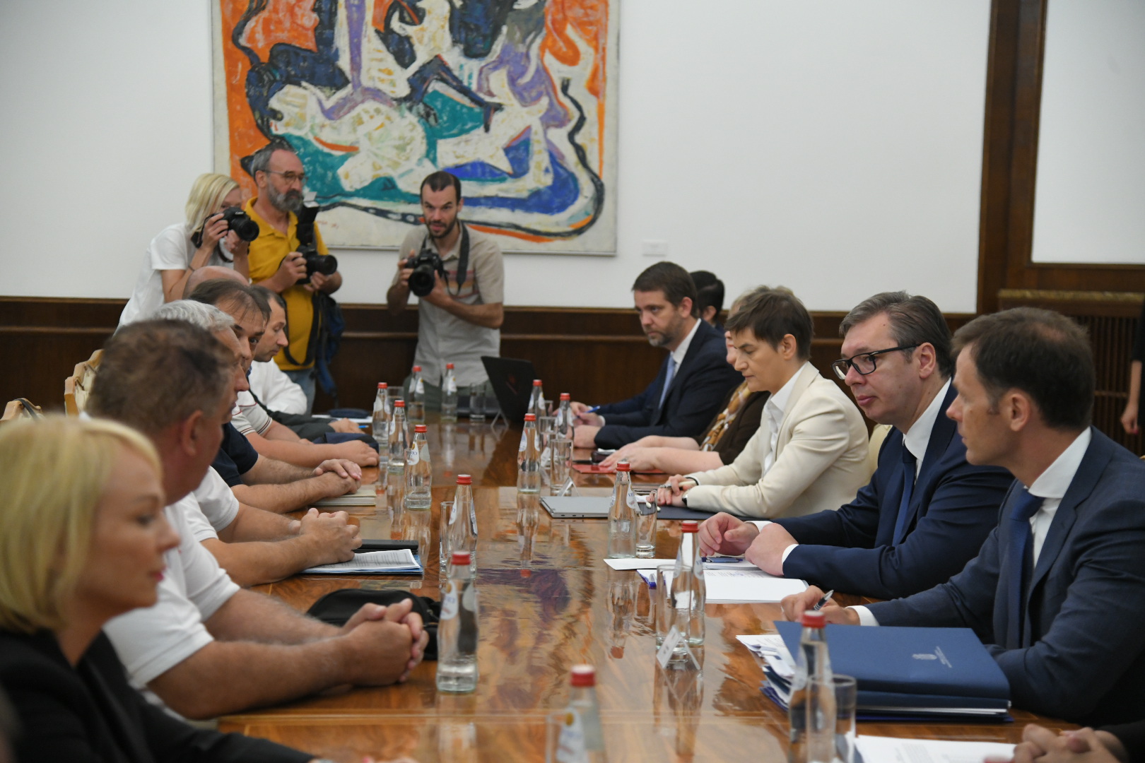 Beograd 25. jun 2022. Sastanak radnika Fijata (Fijat, Fiat) sa predsednikom i ostalim predstavnicima vlasti Ana Brnabić, Aleksandar Vučić, Siniša Mali Foto:Nemanja Jovanović/Nova.rs