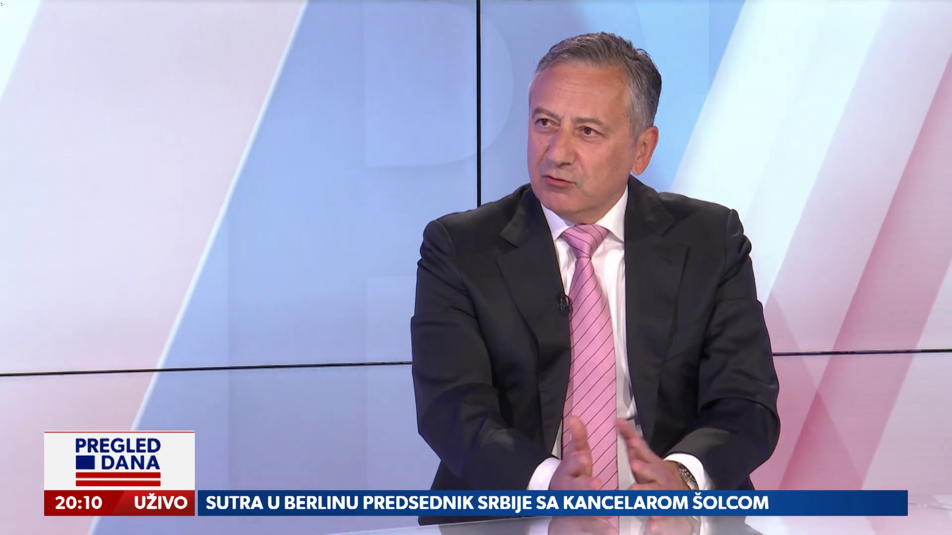 GOST Nikola Samardžić ISTORIČAR PROF UNIVERZITETA