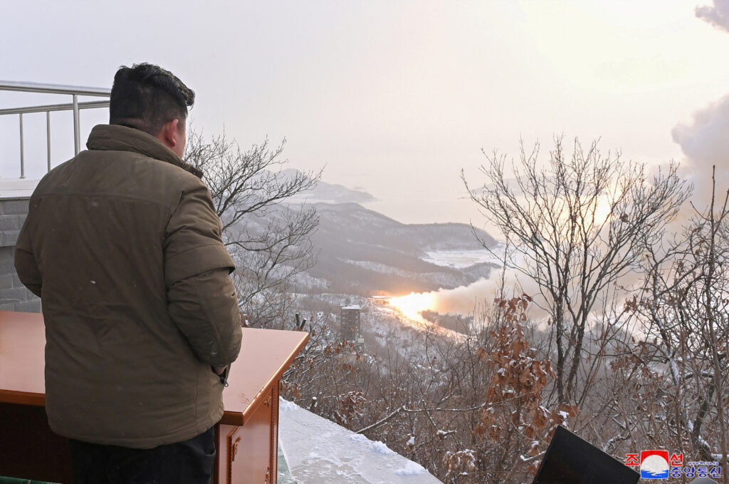 1671209303-2022-12-16T010029Z_634726075_RC2L6Y9AGUVS_RTRMADP_3_NORTHKOREA-MISSILES-1024x679.jpg