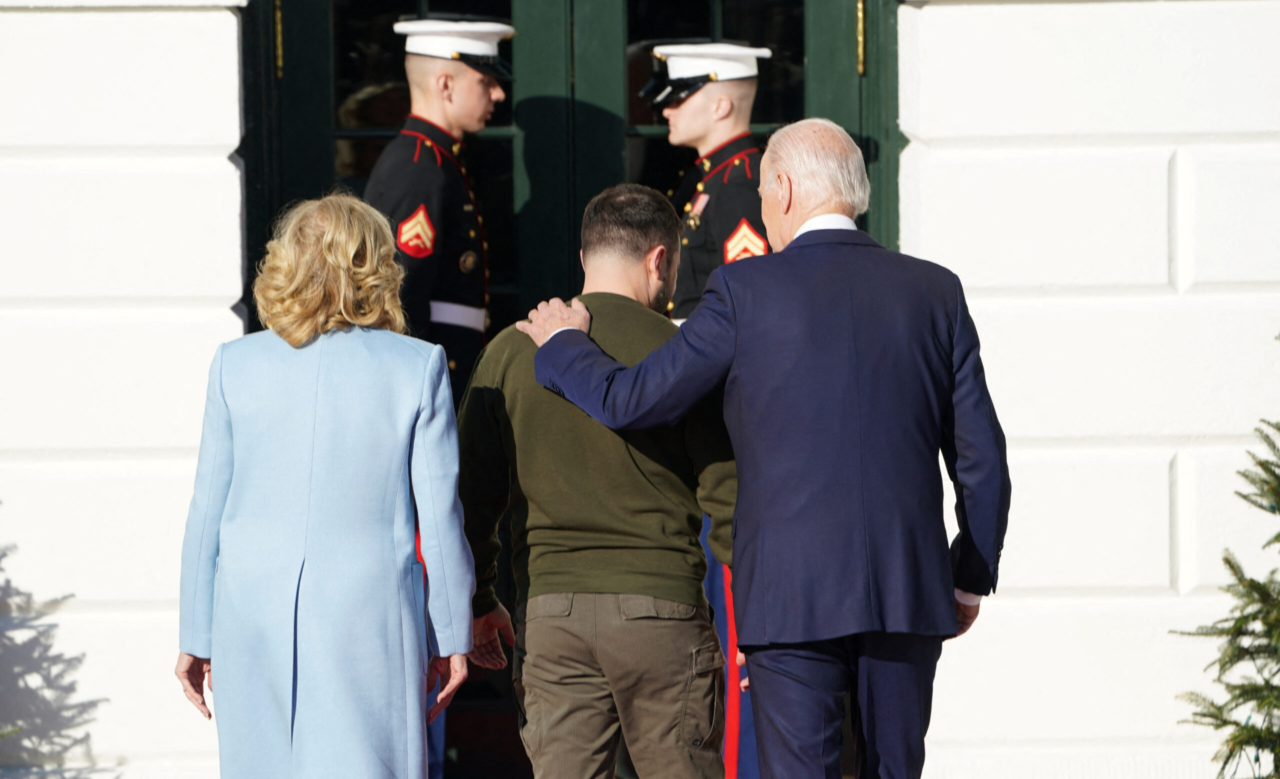 U.S. President Joe Biden and first lady Jill Biden welcome Ukraine's President Volodymyr Zelenskiy on the South Lawn at the White House in Washington, U.S., December 21, 2022. REUTERS/Kevin Lamarque
