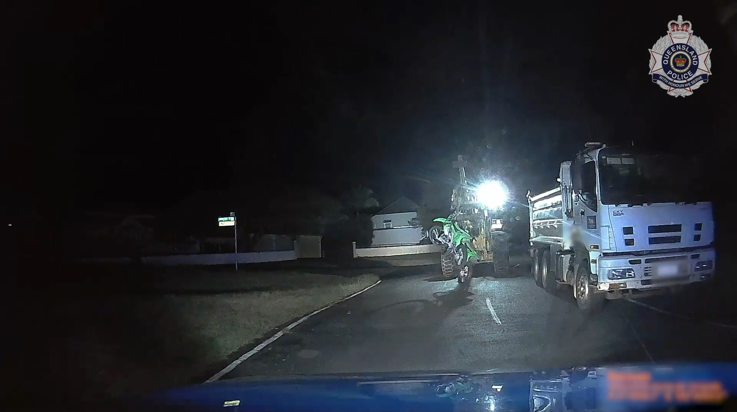 Bager, kradja, krađa, potera, policija, Australija
https://mypolice.qld.gov.au/news/2021/10/15/dangerous-driving-and-property-charges-ipswich-dinmore/