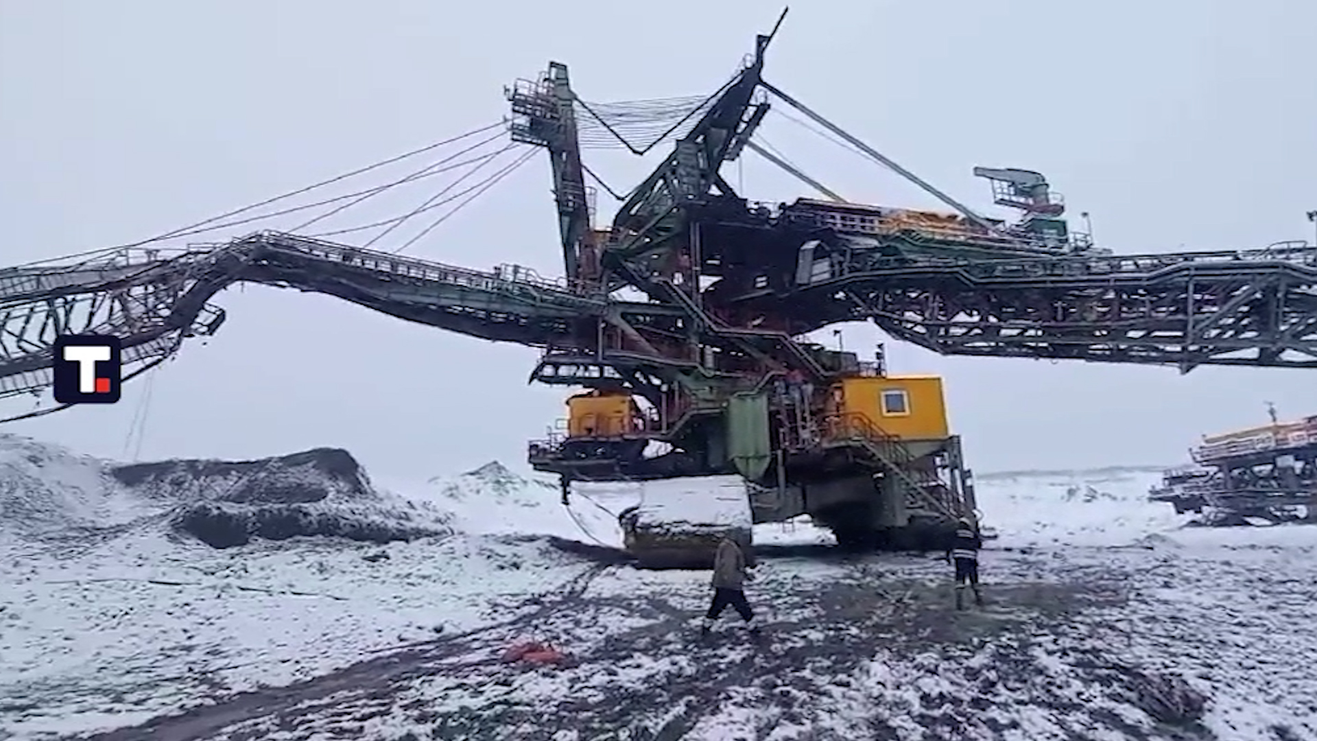 TNG_Požar na kopu Tamnava Zapadno polje ugašen oko dva sata posle ponoći_DZ