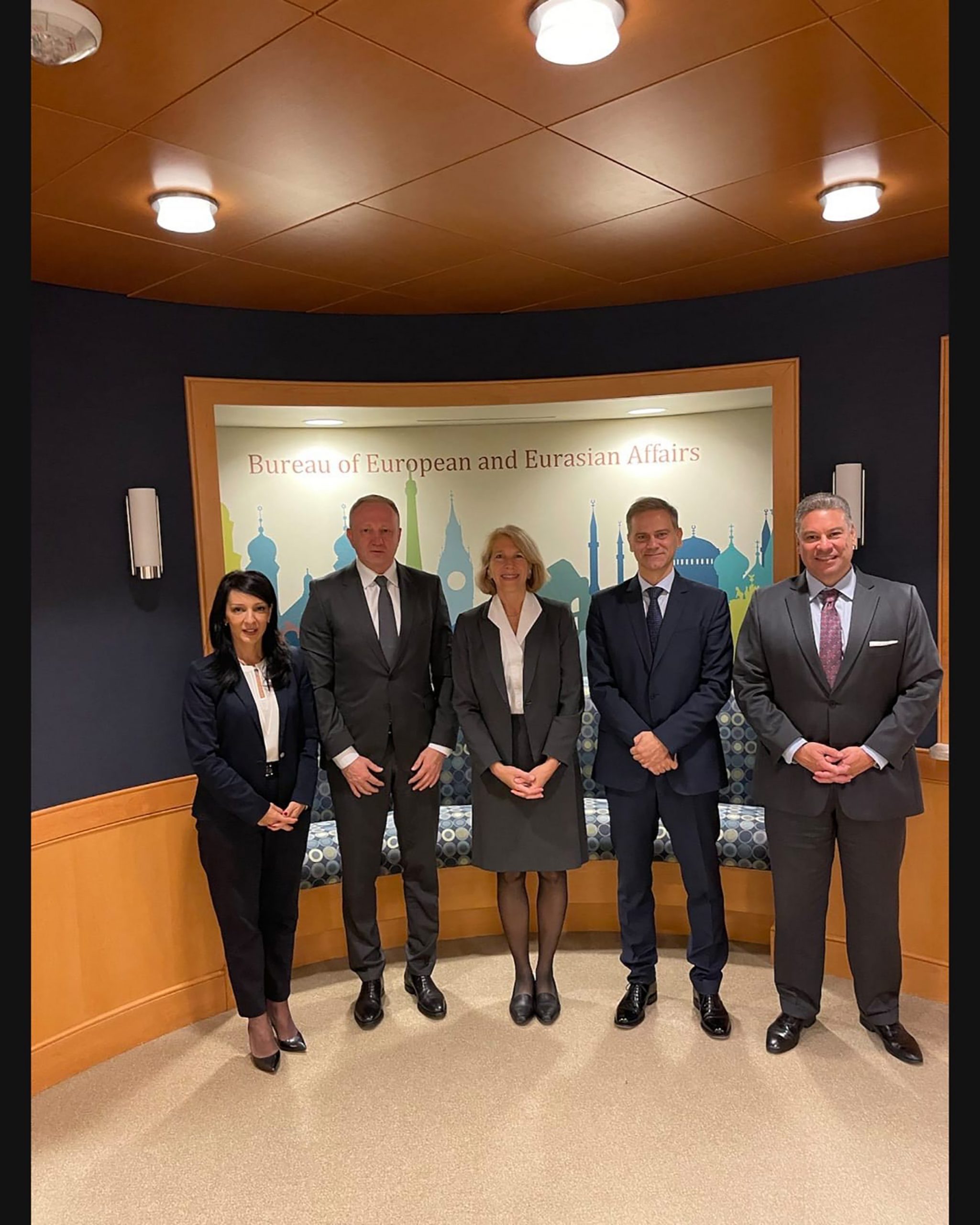 Đilas i saradnici sa Donfrid i Eskobarom u Vašingtonu