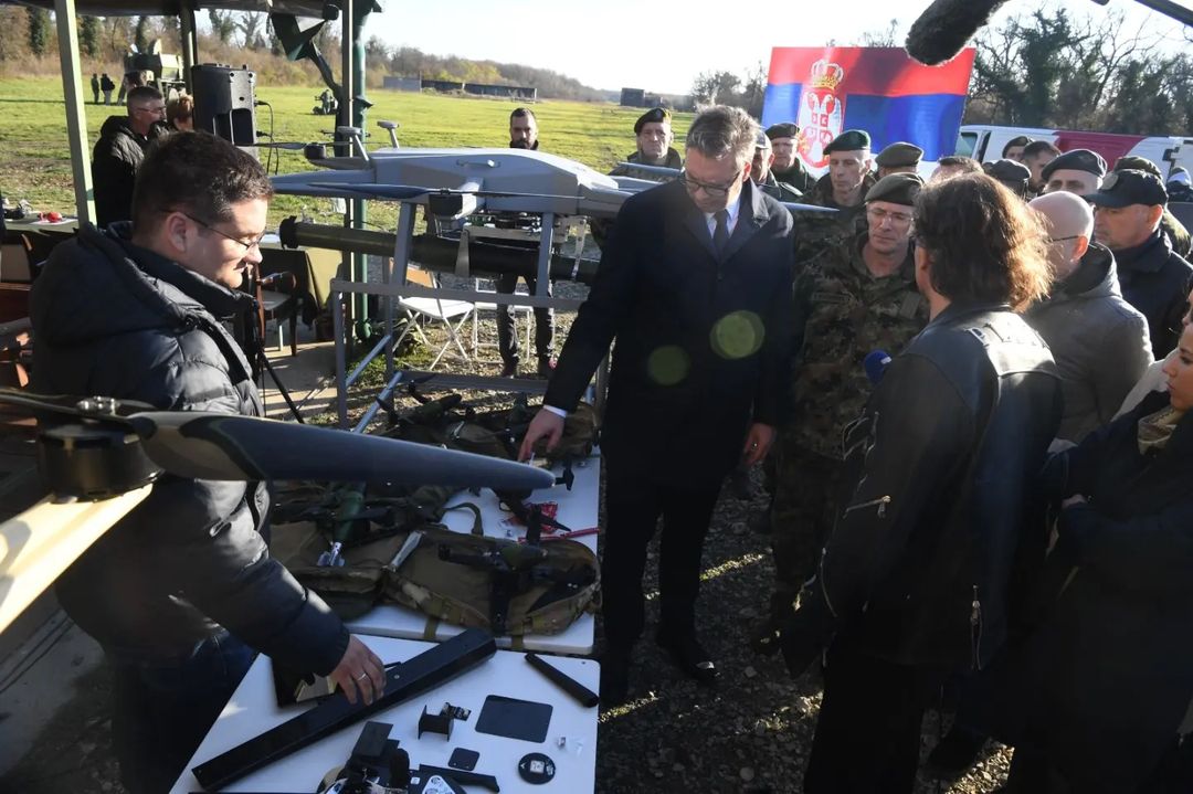 Nikinci, vojna vezba