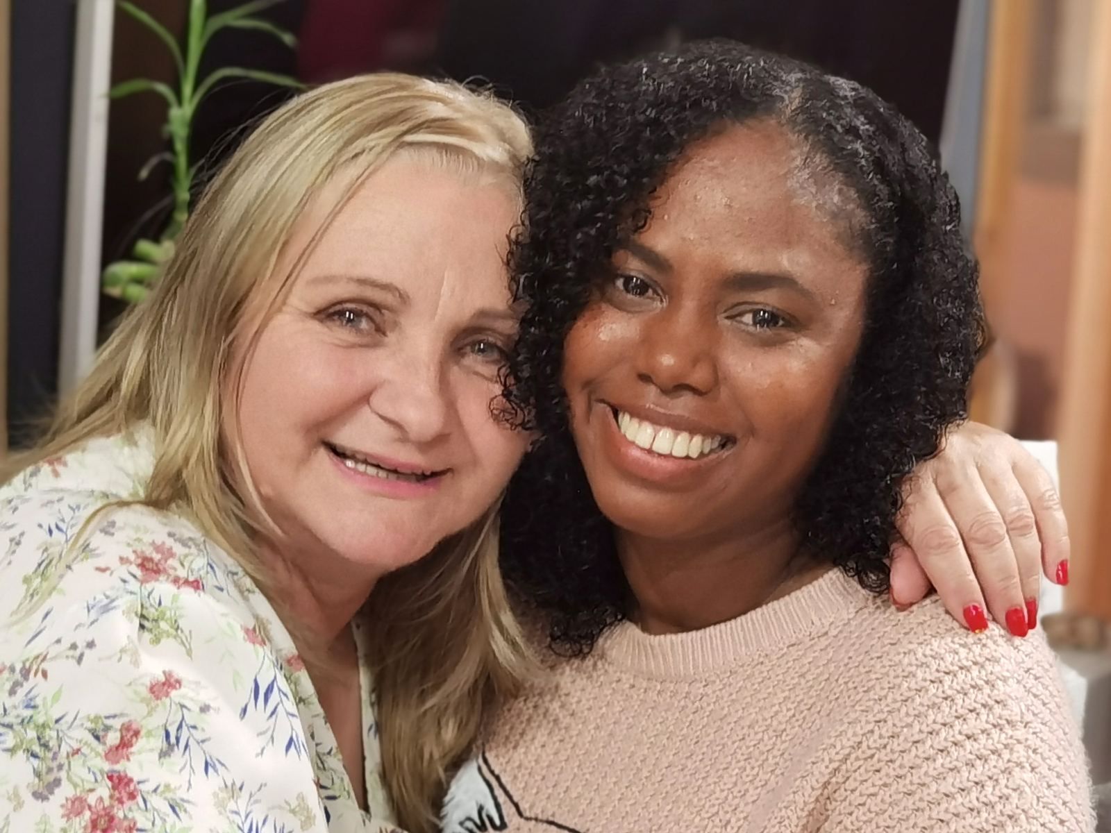 Verica i Emili Nikolić, snajka sa Mauricijusa, Mauricijus Foto: Aleksandra Petrović/Nova.rs